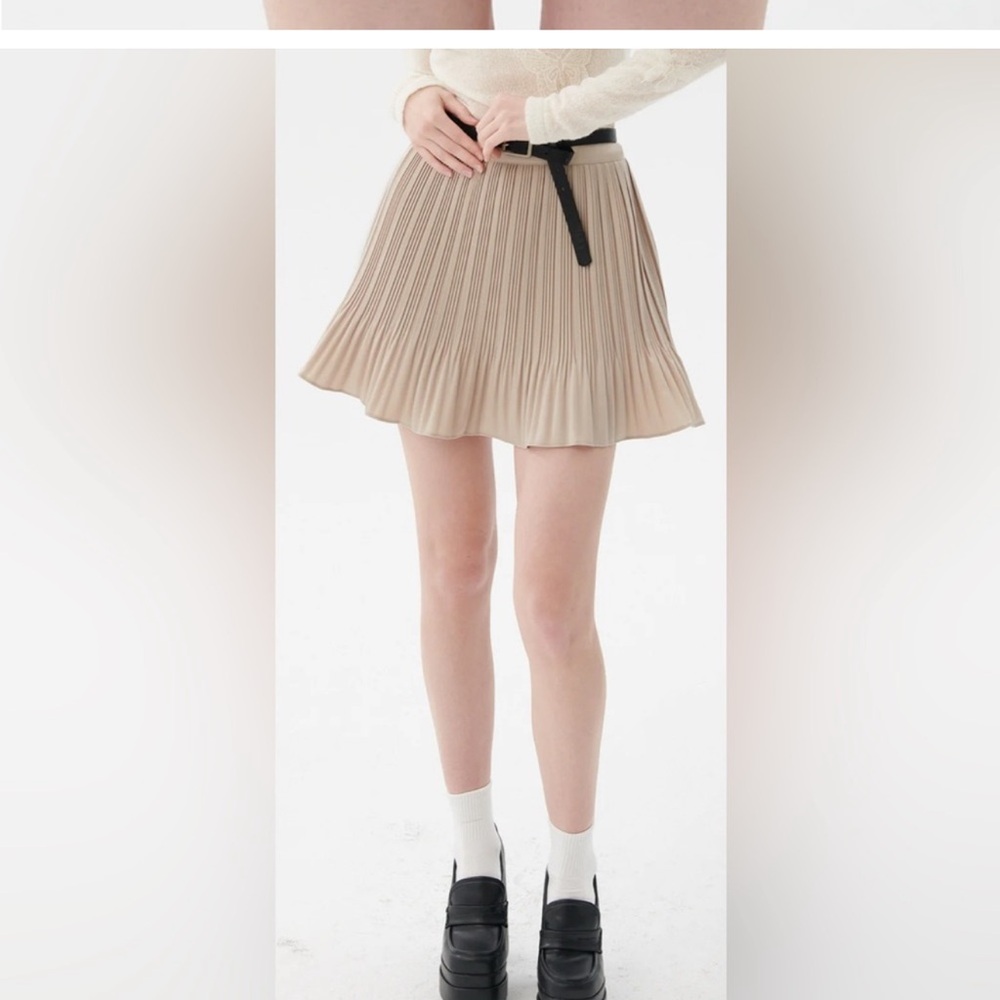 Pleated Rose Skort